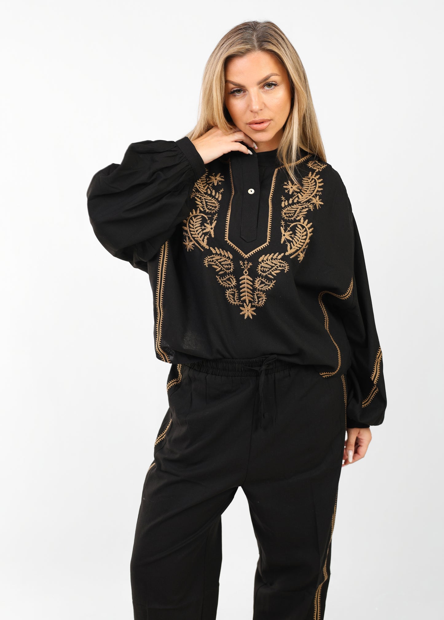 Two-Piece Set for Women – Loose Fit Blouse & Pants
