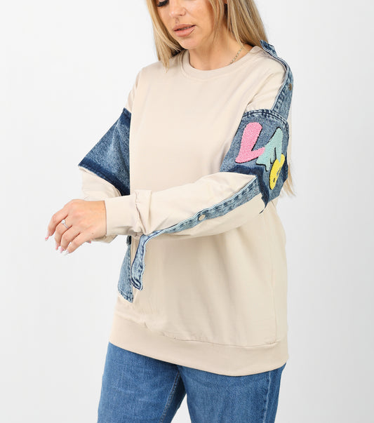Sweatshirt with Denim Patchwork Sleeves & Casual Fit