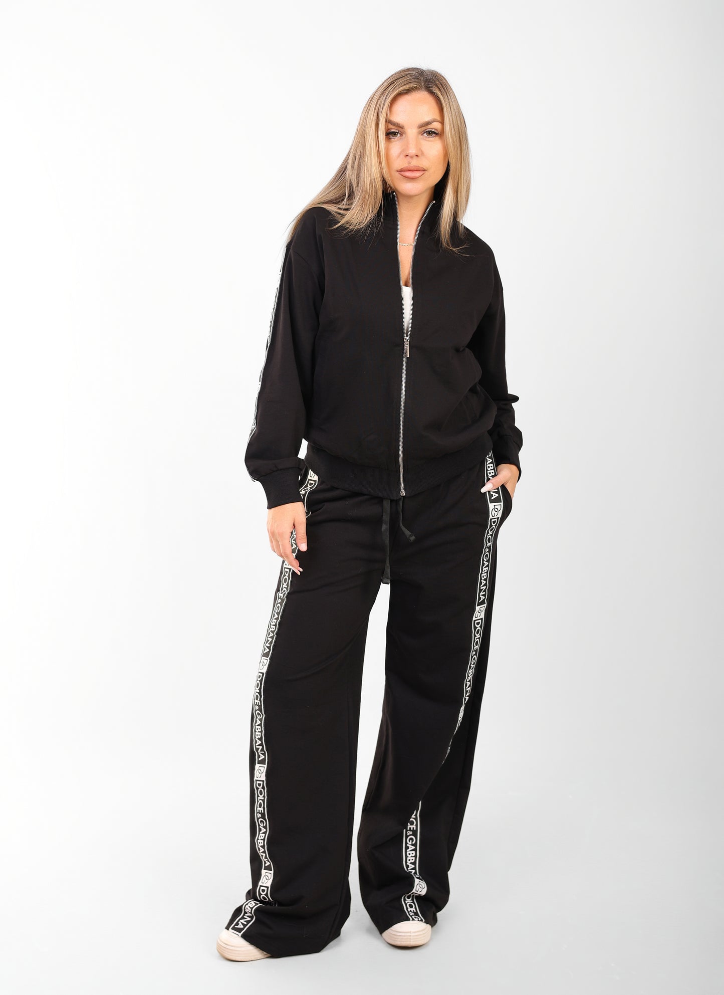 Dolce & Gabbana Women’s Black Logo Trim Tracksuit – Stylish Bomber Jacket & Wide-Leg Pants Set