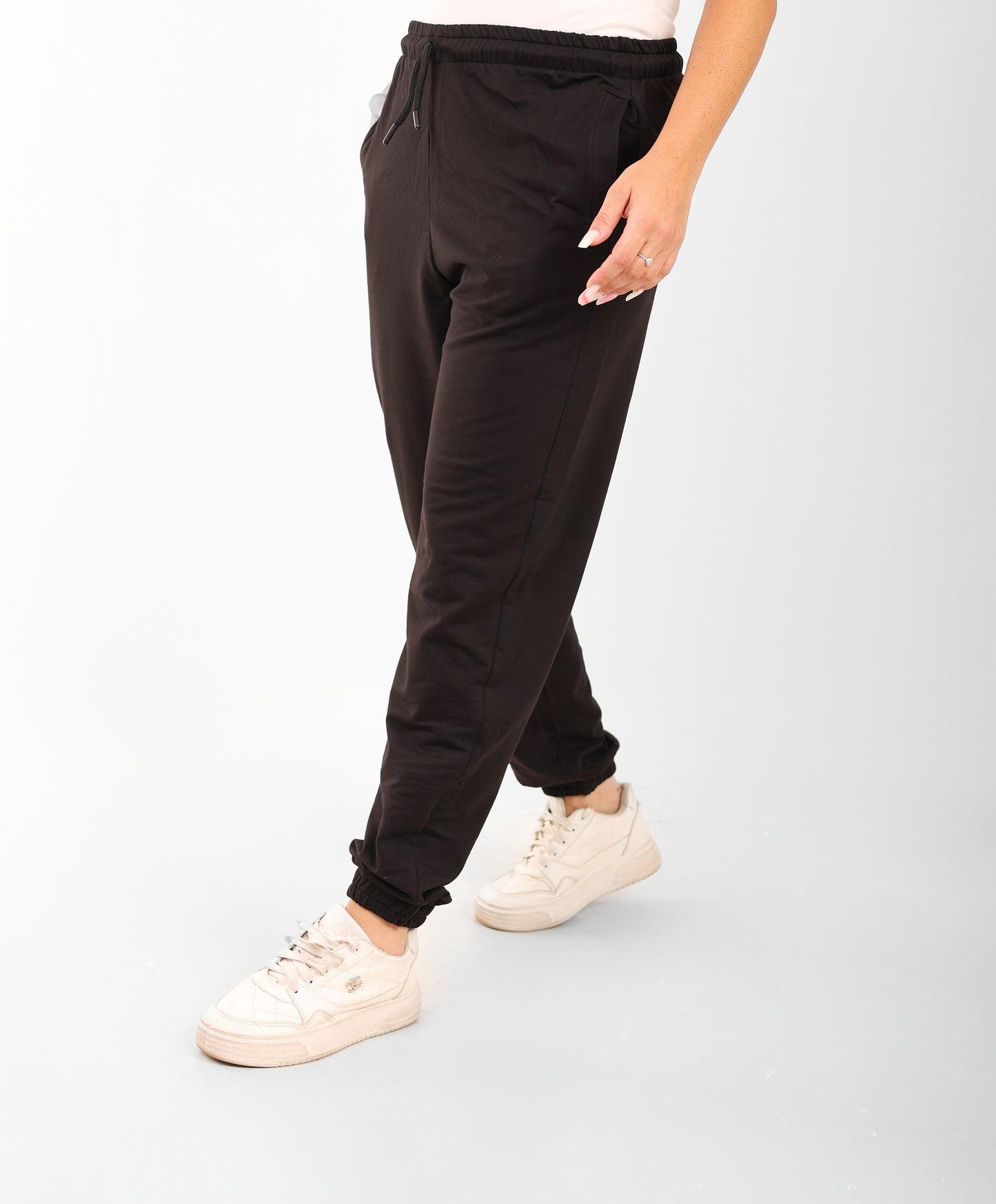 Women's Black Jogger Pants with Elastic Waist – Casual Slim Fit Sweatpants