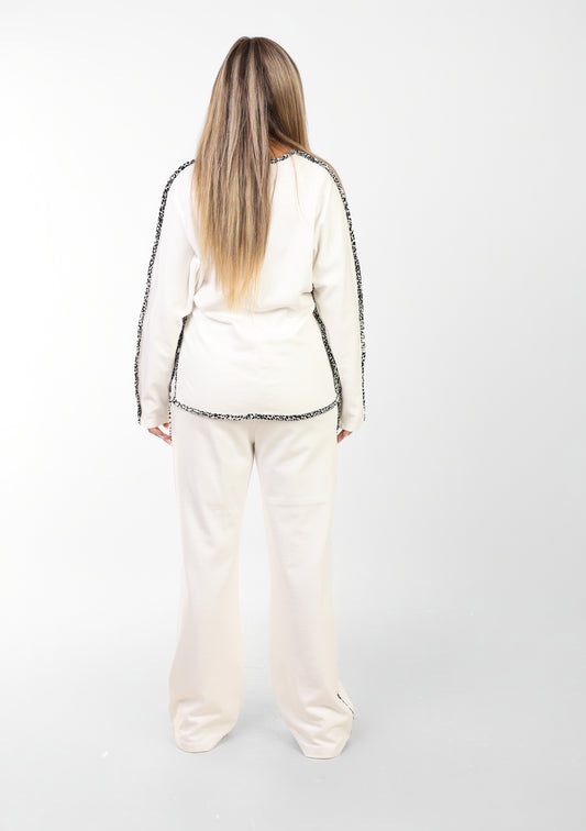 Women's White Two-Piece Loungewear Set with Black Trim Detailing