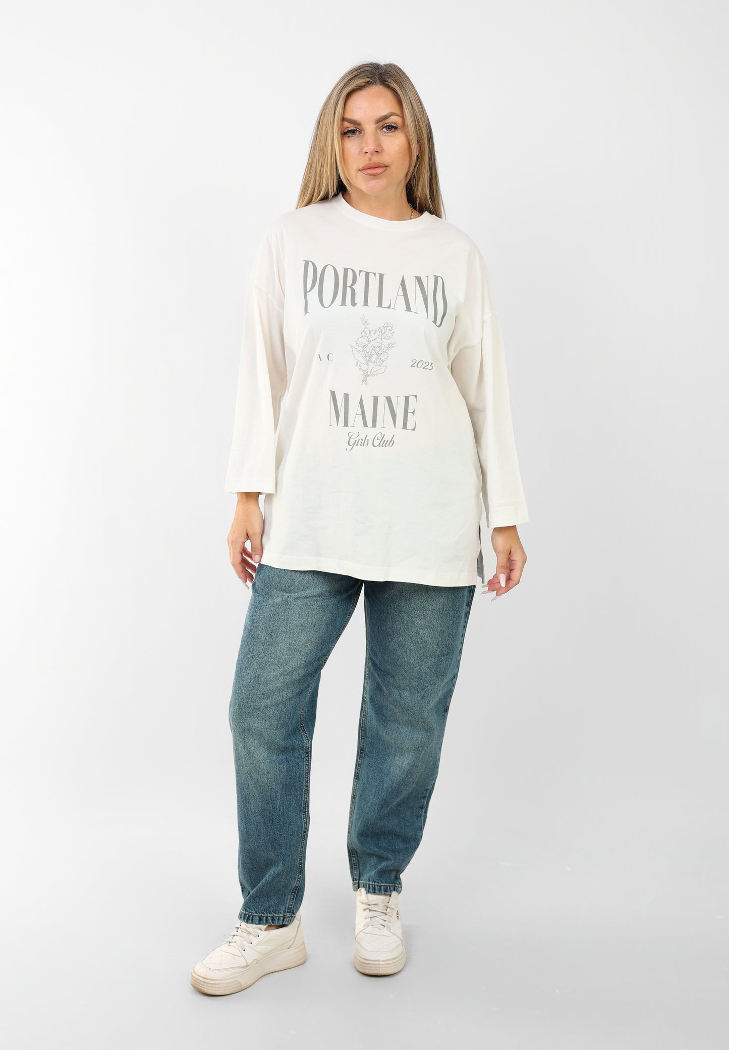 Oversized Graphic Sweatshirt - Portland Maine Girls Club | Casual Cream Pullover