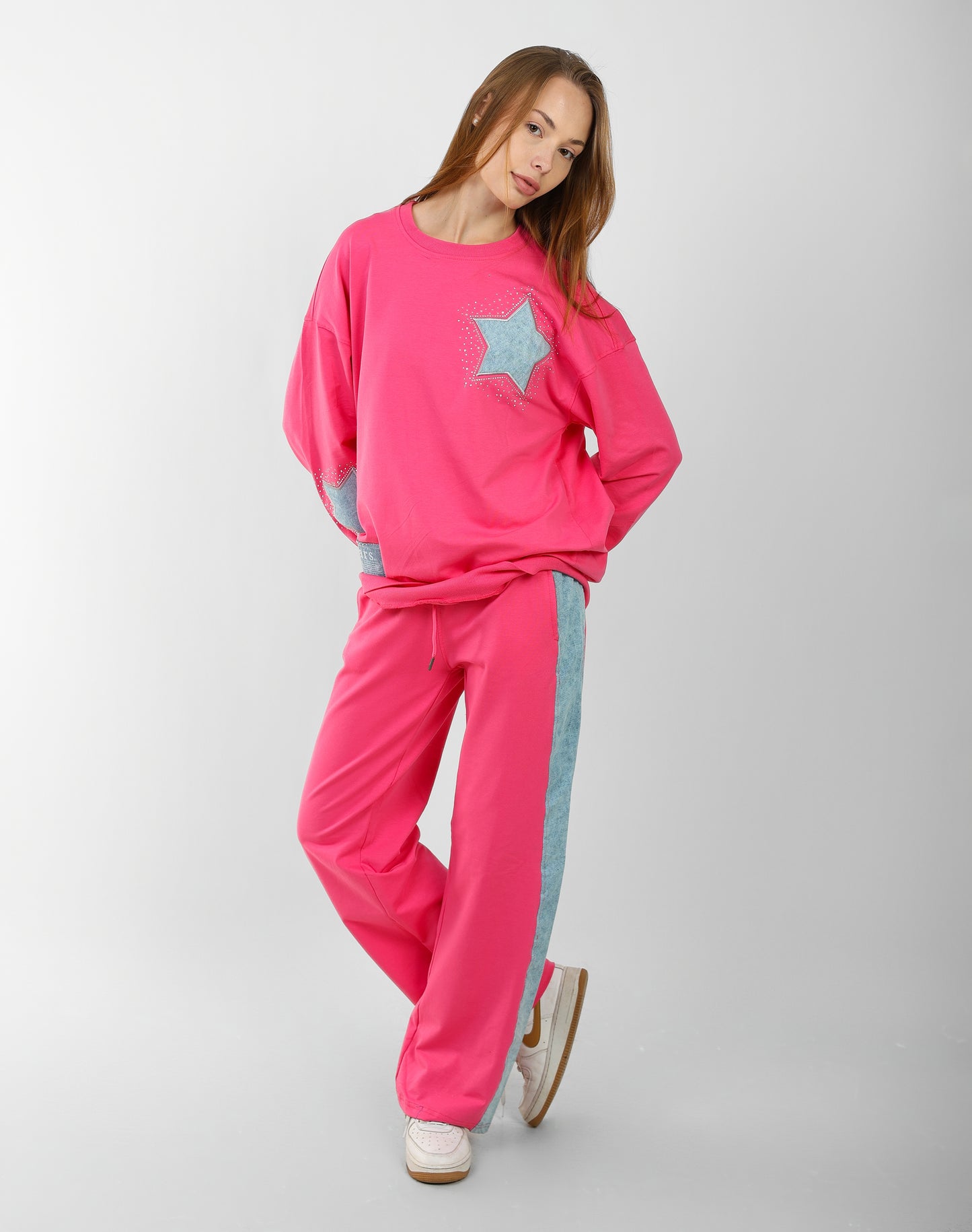 Loungewear Set with Star Patch Details – Casual Two-Piece Outfit